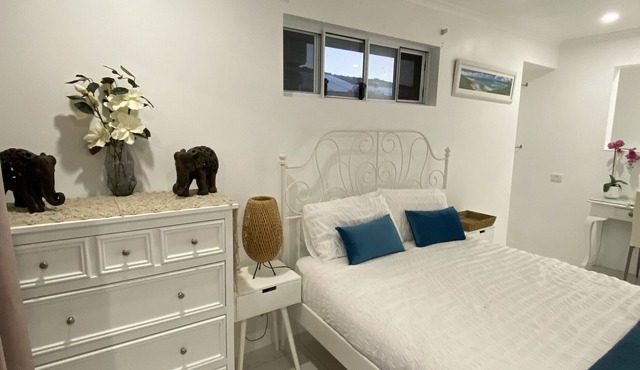 Studio 12- One Street away from the beach