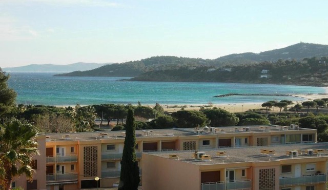 Studio 4 pers. Vue mer panoramique in Bormes-les-Mimosas