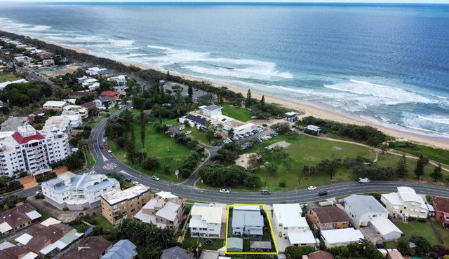 Stunning, Beachfront Dream Home - ZA3