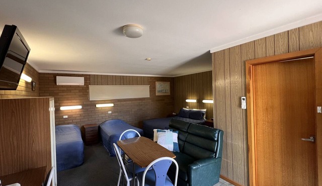 Sturt Motel