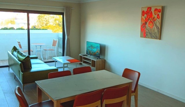 Stylish 3 bedroom apartment with city view in Windsor, Brisbane