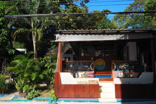 Sundaze Samet Hostel & Hangout in Ko Samed