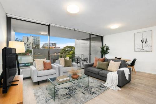 Sunlit Rosebery Stay - Easy Airport Access - ROSE9