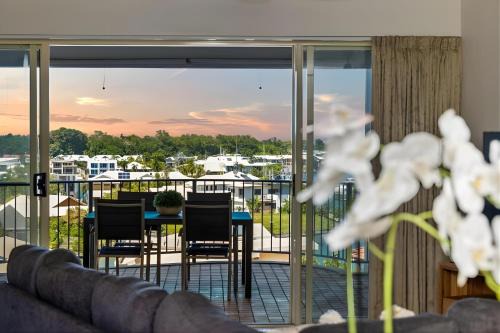 Sunset Stunner Marina Views