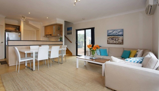 Sunset Views - 3 Bedroom Townhouse