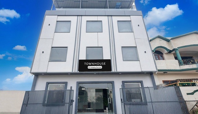 Super Townhouse GT Road Amritsar
