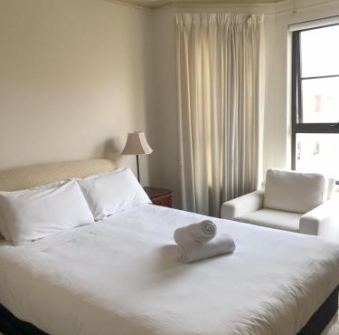 Superb Stay in Adelaides East End