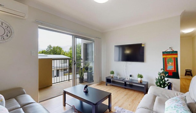 Sweet Mango Hill Apartment w Convenient Location
