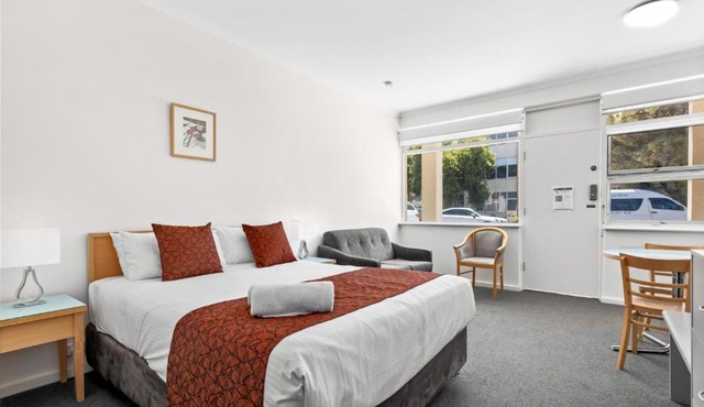 Taft Apartments