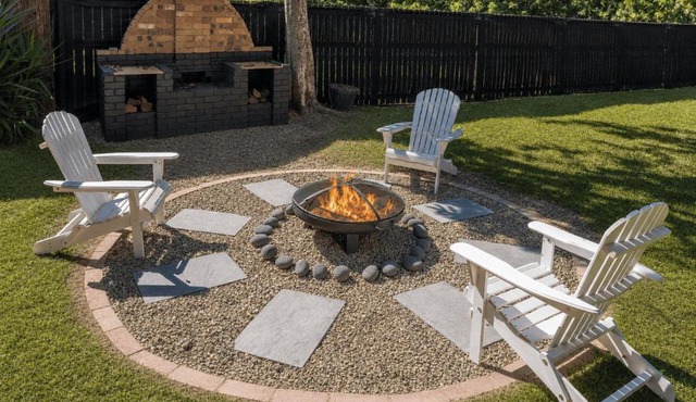 Tamara's Beach House Firepit & Family Escape