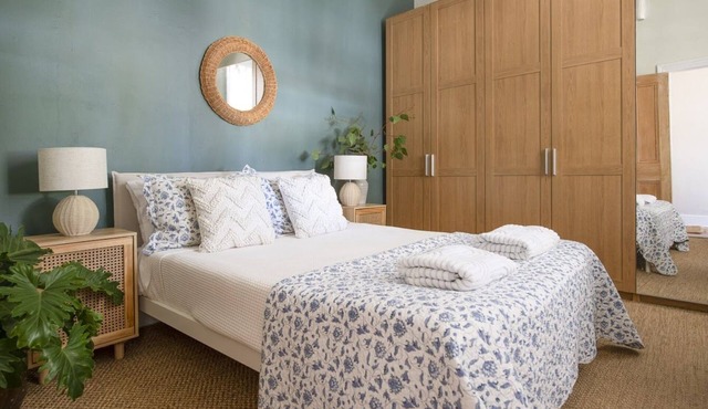 The Anchorage - 300m from South Freo Dog Beach. Pet-friendly!