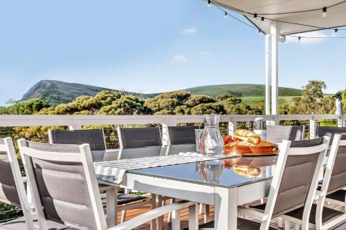 The Ark - Sophisticated Sanctuary with Valley Views