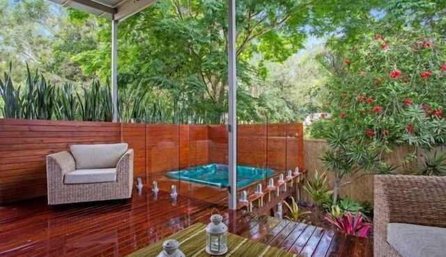 The Beach Cottage on Cassia Avenue
