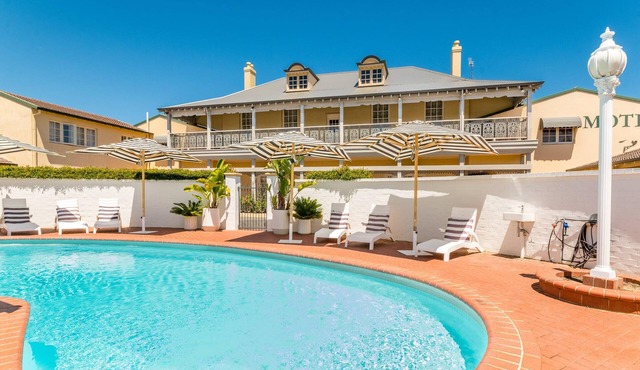 The Clifton Motel