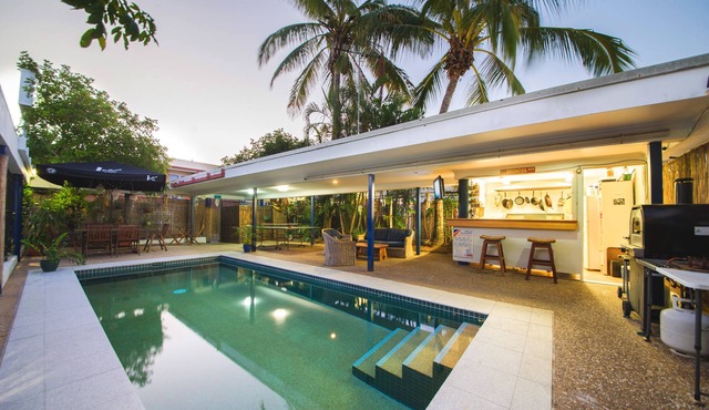The Cosmopolitan Motel and Serviced Apartments