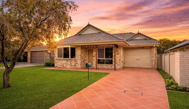 The Cottage - Cozy 3-Bed Beerwah