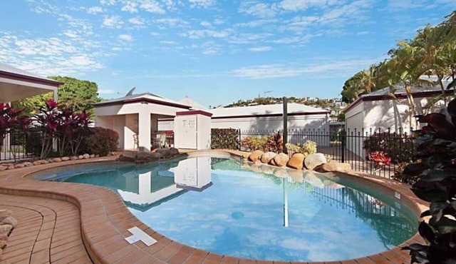 The Esplanade-Amazing 3 bed, 2 Bath, Pool