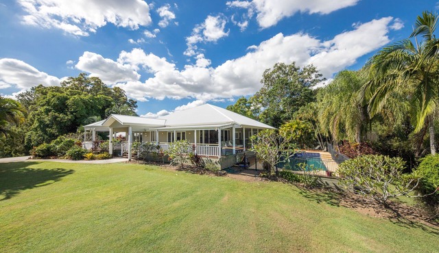 The Frangipani Farm - luxury accommodation on the Sunshine Coast