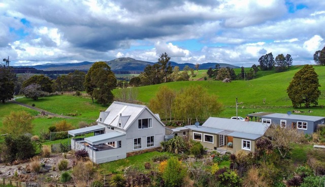 The Gardener's Cottage on Warrentinna