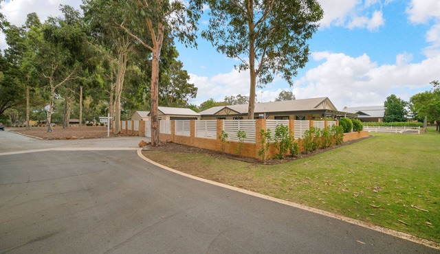 The Gatehouse at Glenbaile Estate - luxury living in the Swan Valley