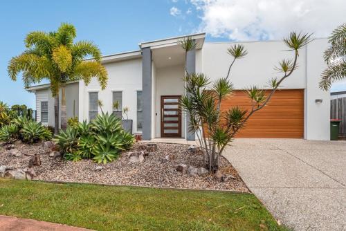 The Hinterland Dip House Minutes to Noosa & Beaches