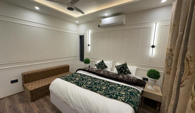 The Jumeirah Srinagar A Boutique Hotel
