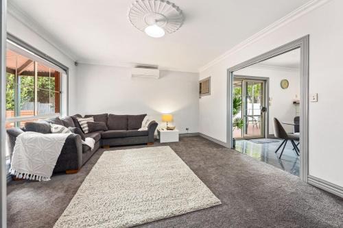 The Laneway - 3BR, Pet Friendly, Walk to CBD