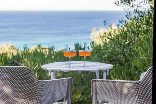 The Lookout | Sweeping views of Eagle Bay