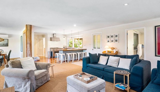 'The Love Shack' Pet-Friendly Beach Bungalow