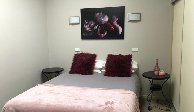 The Old Coolstore - Jonathon Apartment
