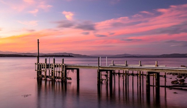 The Pier House ~unique coastal adventure!