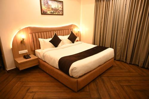 The Regal Crown By Ritya Hotels in Ayodhya
