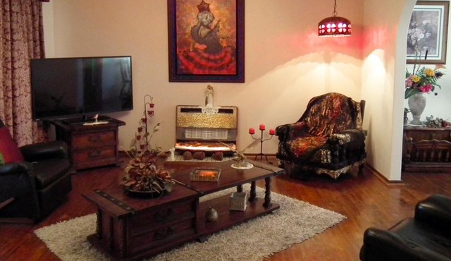 The Spanish Guesthouse, Private Rooms