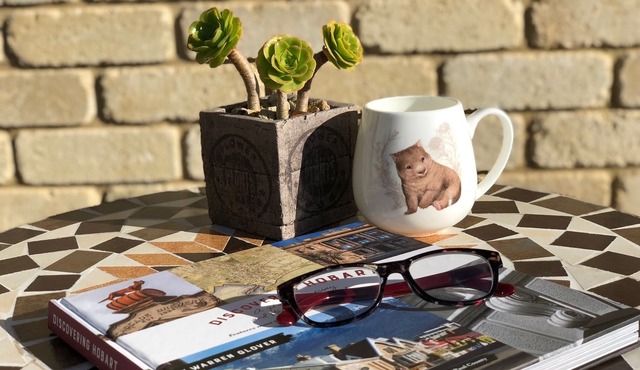 The Wombat Studio on Acton | Close to airport, beaches, tranquil private setting