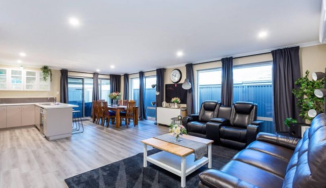 This 4 bedroom, 2 bathroom home is located in the picturesque family-friendly Sunrise Estate. Pet