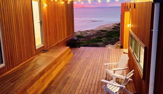 Three Little Birds at Freycinet - Ocean views!