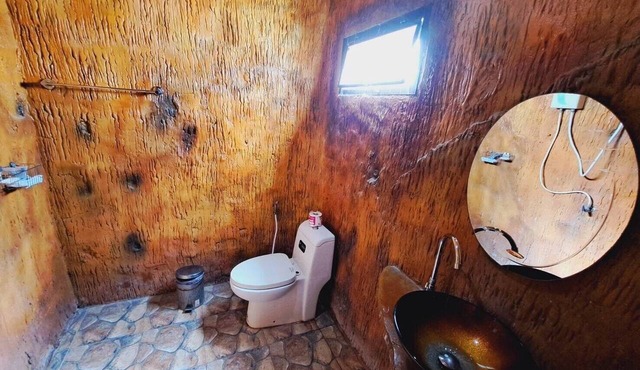 Timberland and Fruit Resort in Suan Phueng