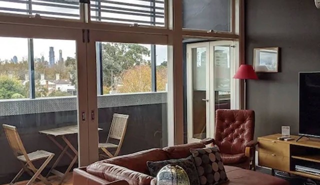 Tolarno Hotel