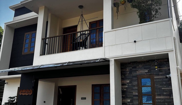 Tranquil 2-bedroom house with AC in delightful Varkala