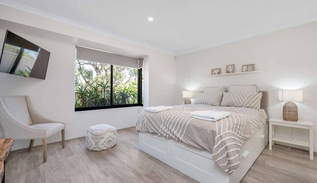 Tranquil Coastal Escape - 4BR Retreat with Games Room and Outdoor Fun