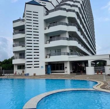 Tree Top Beach Condo in Rayong