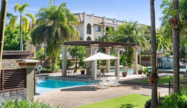 Tropical Garden Retreat with 9 Pools