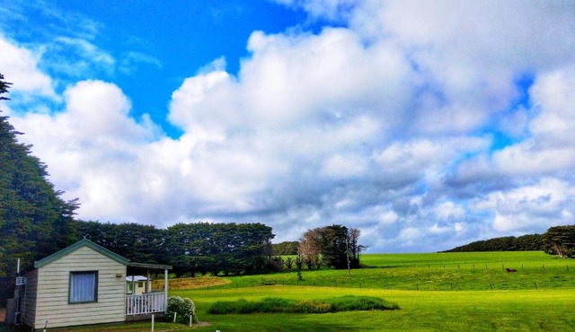 Twelve Apostles Motel & Country Retreat