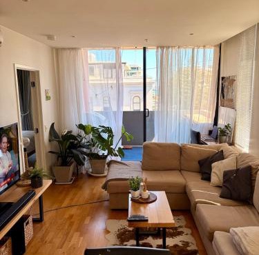 Two bedroom apartment on rouse