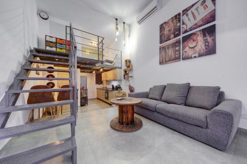 Unique studio loft, walking distance to Valletta in Hamrun