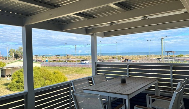 Unit 54 Seafront Estate