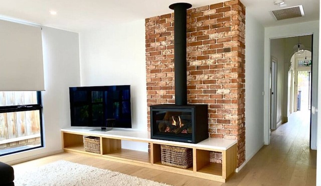 Vere - Spacious & Modern House (Abbotsford)