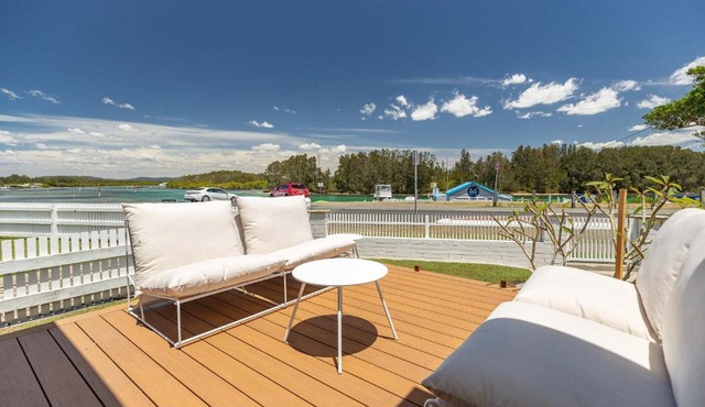 Villa Frankie Lakefront Bliss