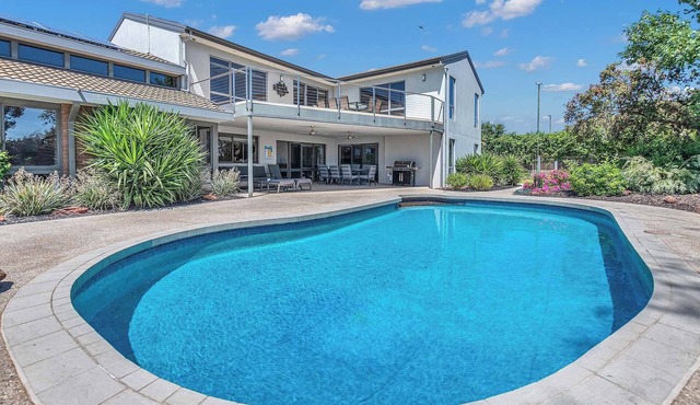 Villa Mala - Echuca Holiday Homes in Echuca
