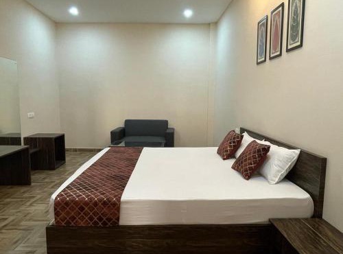 Vistara courtyard